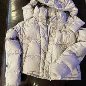 lululemon athletica Wunder Puff 600 Down Fill Crop Jacket light grey